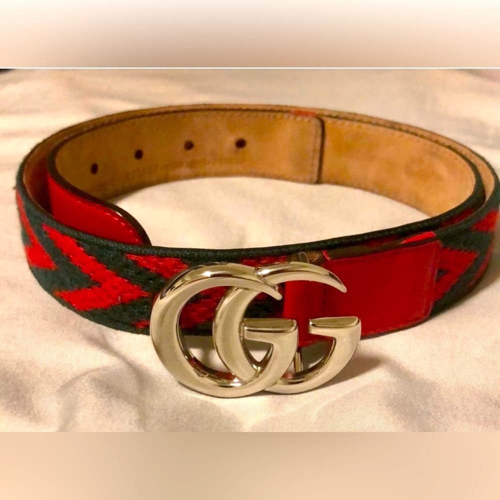 Boys 6-8 years old Gucci belt